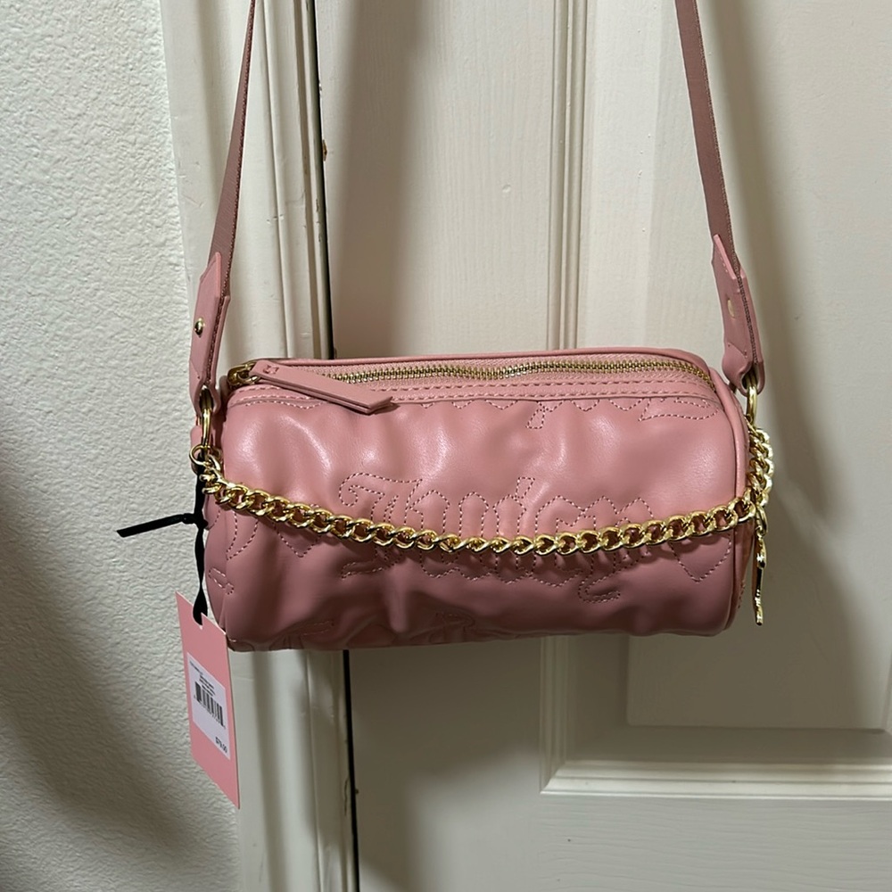 BNWT!!! Quilted taffy juicy pull roll Crossbody!!!